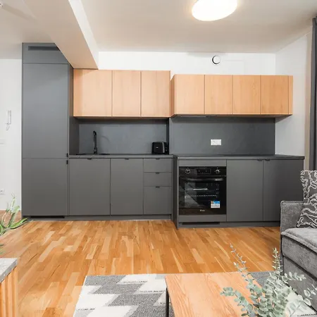 2 Bedroom Family Near Tervise Paradiis * Pärnu
